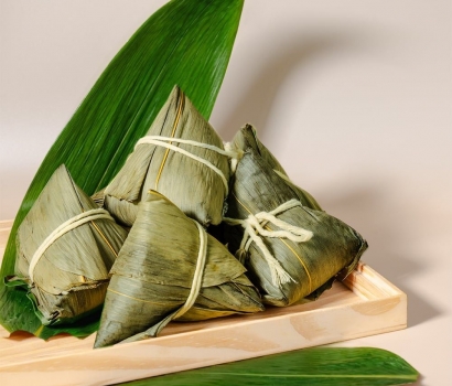 Bánh Ú Chay Hạt Dinh Dưỡng Hộp 6 Cái