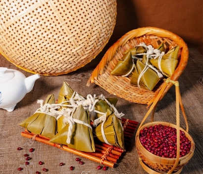  Bánh Ú Tro - Hộp 12 cái